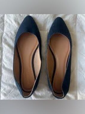Old Navy Navy Pointed Toe Ballet Flats Women’s Size 7